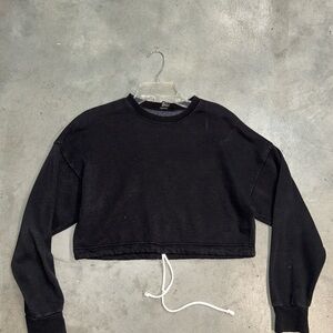 Forever 21 Black Cropped Pullover